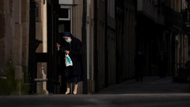 Coronavirus Galicia: Los contagios suben pero siguen por debajo de los 200, mientras que la incidencia a 7 días cae a 50 casos