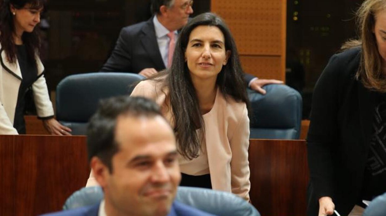 Ignacio Aguado y Rocío Monasterio, en la Asamblea al inicio de la actual legislatura