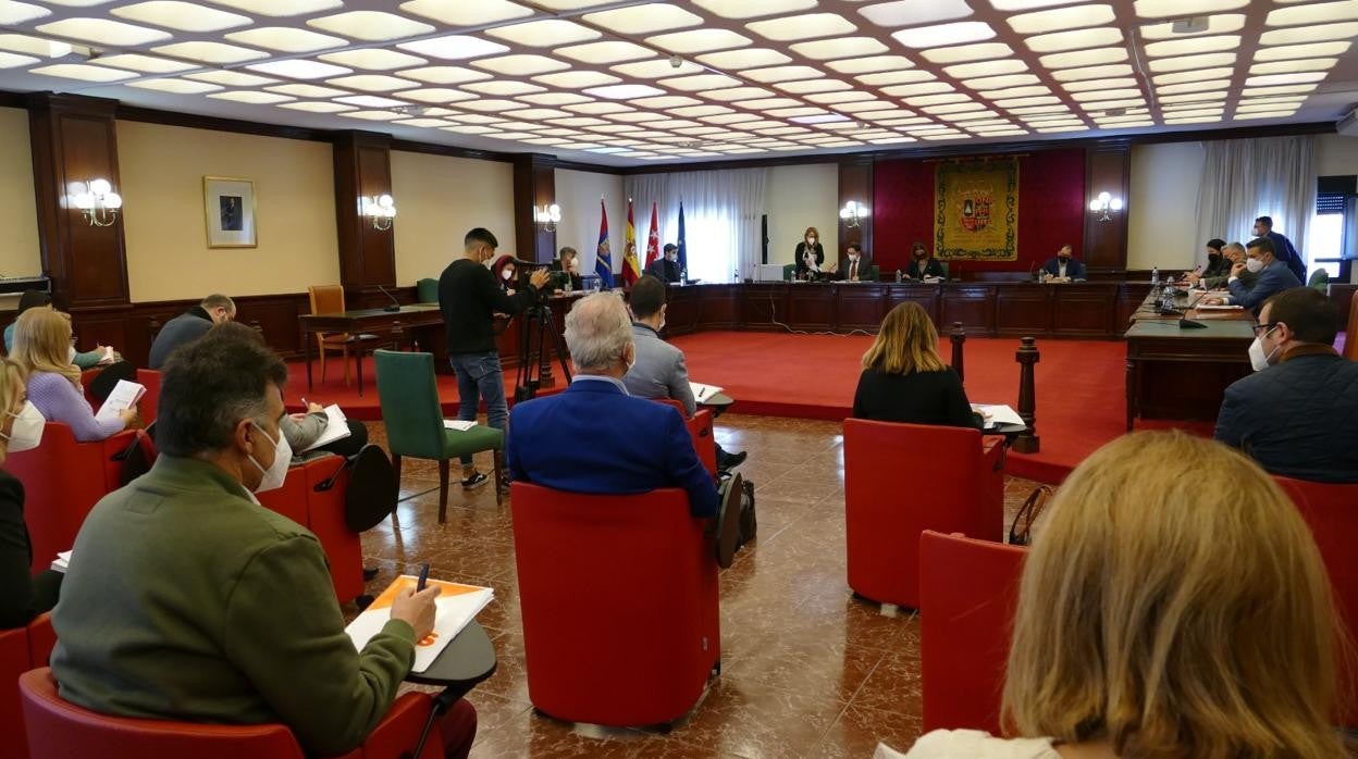 Pleno del pasado 25 de febrero, en el Ayuntamiento de Móstoles