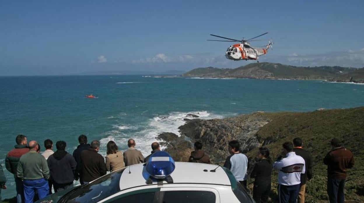 Búsqueda por mar en una imagen de arrchivo