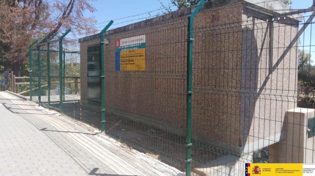 La estación se ha ubicado en el tramo medio de la cuenca del río Tajo