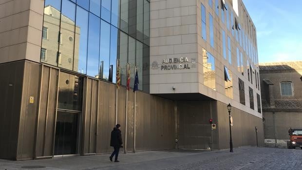 Absuelto el joven acusado de amputar el pene a su compañero de piso en Zaragoza