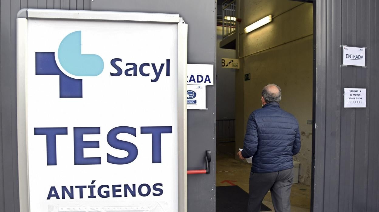 Los contagios diarios se estancan por encima de los 200 en Castilla y León, que suma otras seis muertes