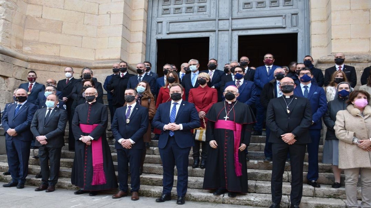 El alcalde de Albacete ha presidido el pregón de la Semana Santa en la catedral de la ciudad