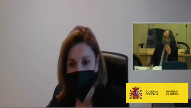 Cospedal: «Yo solo reconozco una contabilidad del PP y es la oficial»