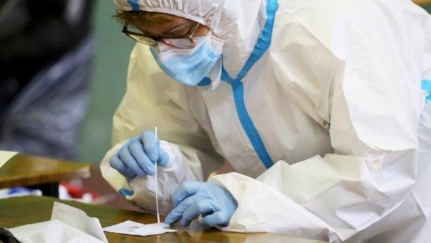 La curva de contagios continúa estable en Castilla y León, que suma otras dos nuevas víctimas del Covid