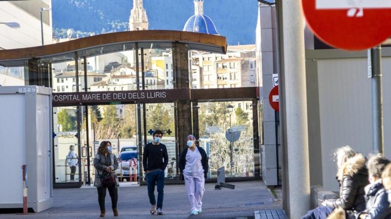 Acceso al Hospital Virgen de los Lirios de Alcoy