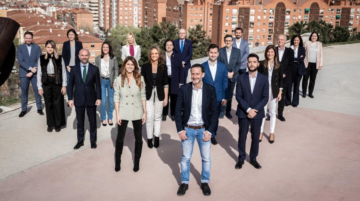 Edmundo Bal, con su equipo para la Asamblea de Madrid