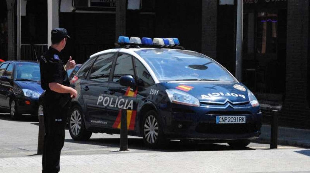 Los atacantes aprovecharon el momento en el que los agentes se retiraron para regresar al local