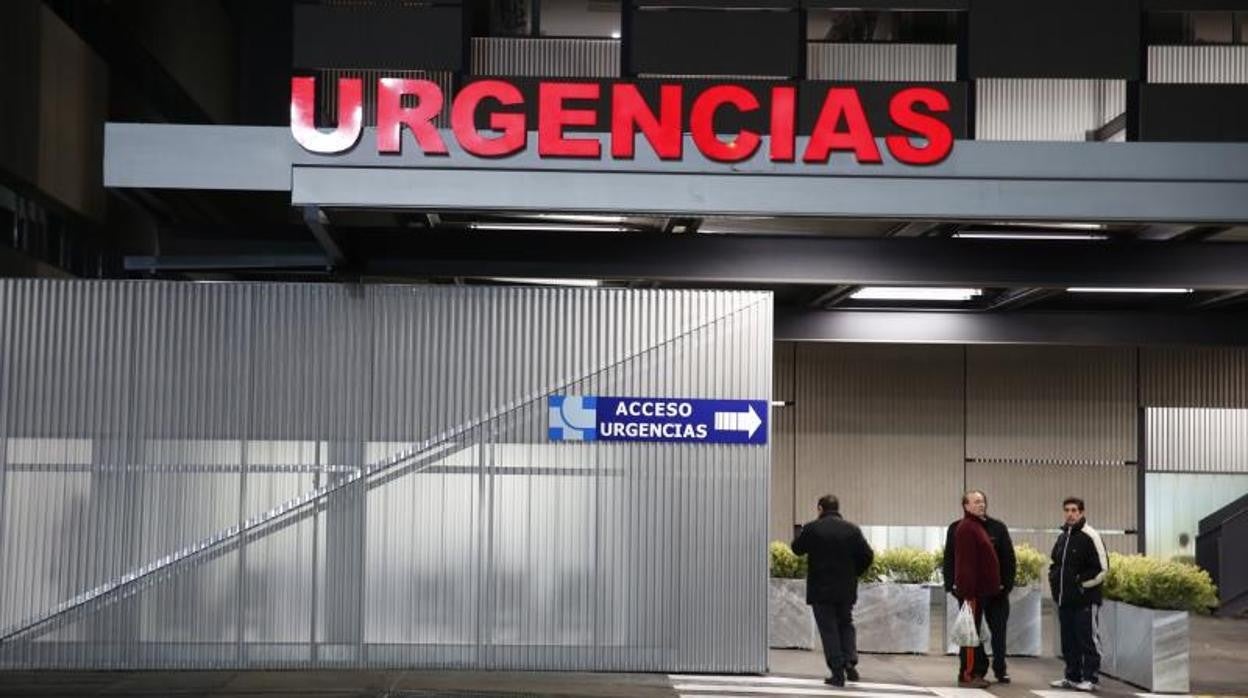 Entrada al servicio de Urgencias en el Hospital Clínico de Valladolid