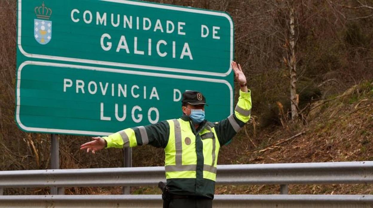 Galicia cerrada perimet Un control policial