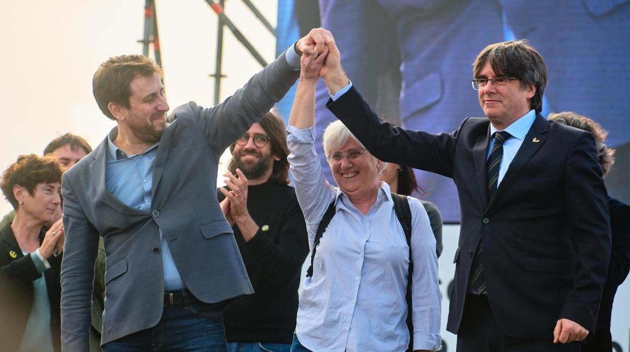 Puigdemont y Comín forman el núclero del Consell