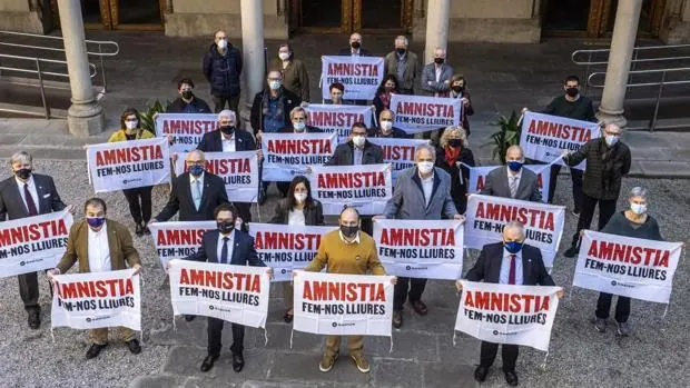 Los rectores catalanes reclaman la amnistía para los presos del 1-O