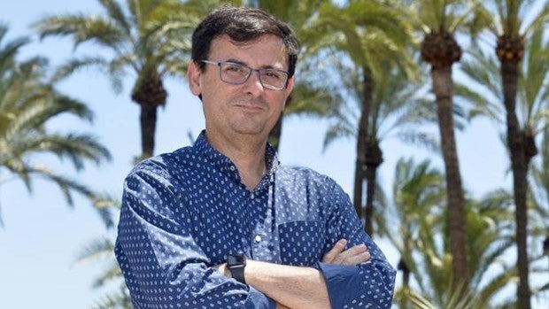 El PSOE suspende cautelarmente a un exdiputado de Murcia por filtrar información a la prensa