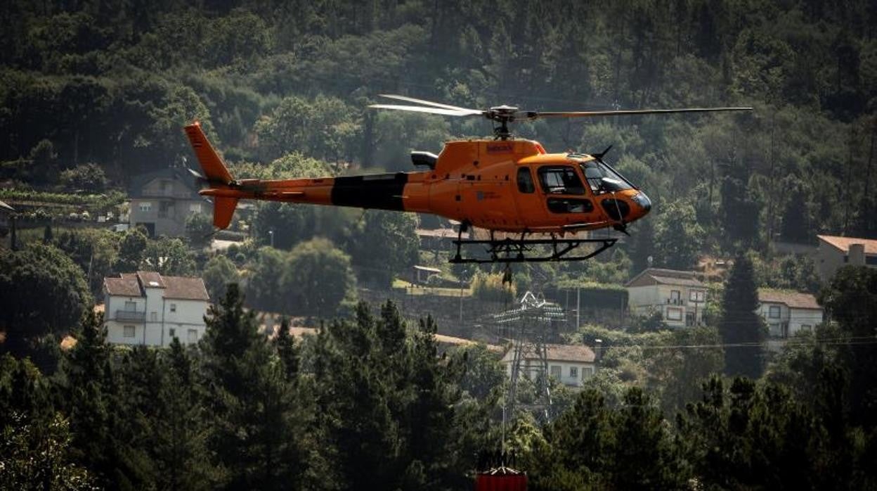 El helicóptero de emergencias facilitó el traslado del hombre herido