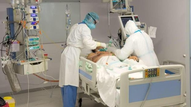 Última hora del coronavirus en Castilla-La Mancha: 303 nuevos casos y siguen subiendo los hospitalizados