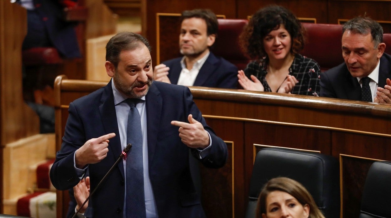 Ell ministro de Fomento, José Luis Ábalos, en el Congreso en una imagen de archivo