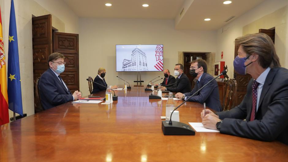 Ximo Puig anuncia que dos millones de valencianos estarán inmunizados con la vacuna Janssen este verano