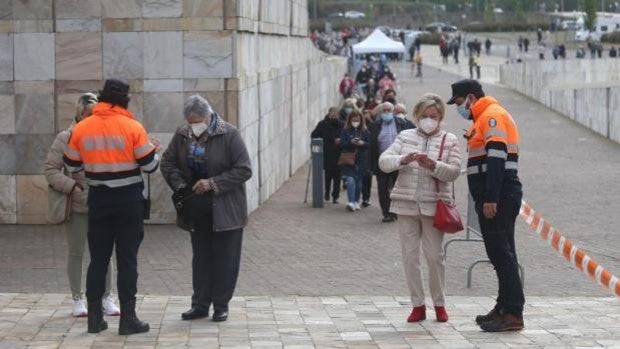 Coronavirus Galicia: el 'efecto Semana Santa' asoma con más de 200 nuevos contagios