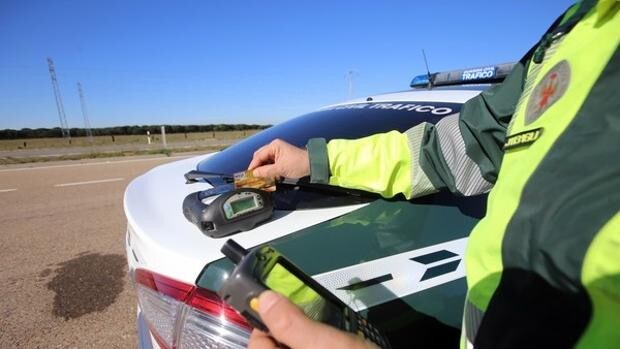 La DGT hará controles de velocidad todos los fines de semana hasta el 2 de mayo en Castilla y León