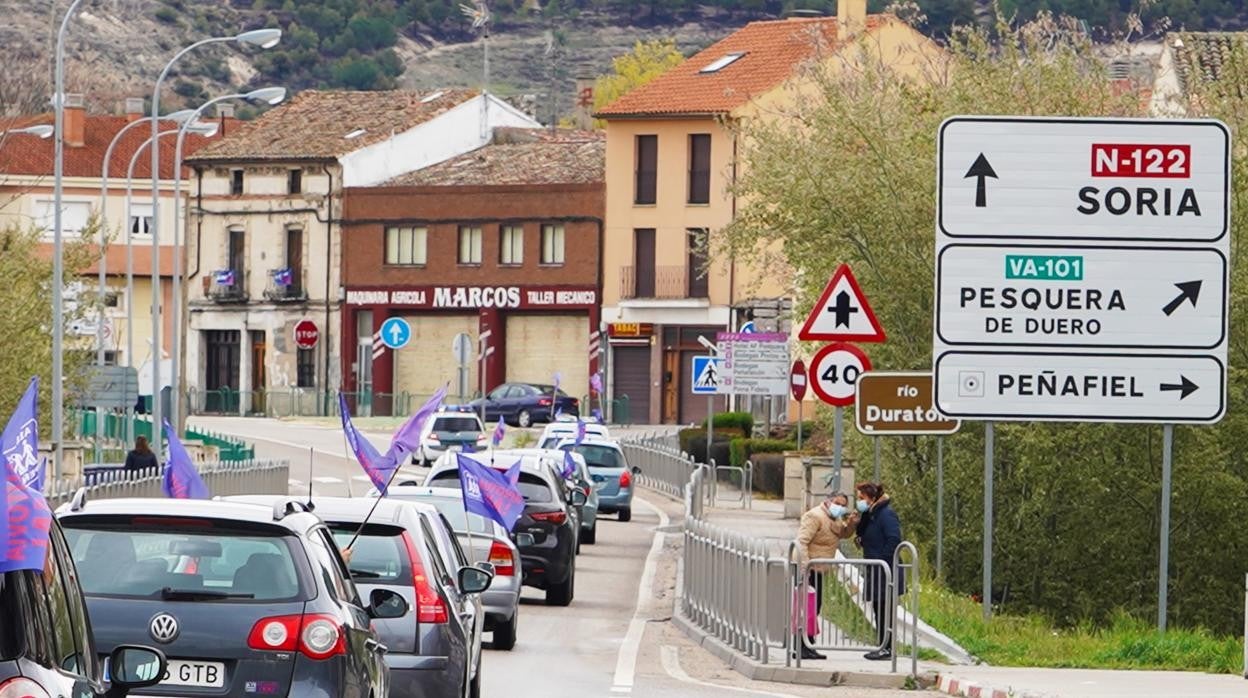 Protesta este domingo, en coche, en Peñafiel (Valladolid) para exigir la Autovía del Duero