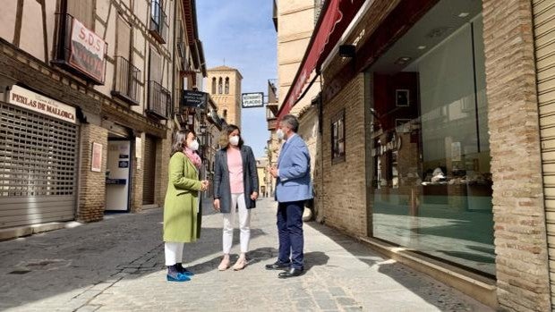 «En Toledo queremos una Ayuso y un Almeida sin prohibiciones a la hostelería y el comercio»