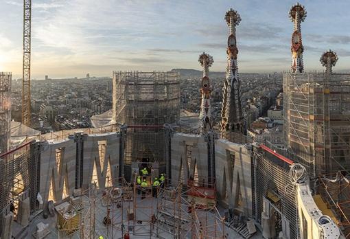 Las torres de la Sagrada Familia, en una imagen reciente