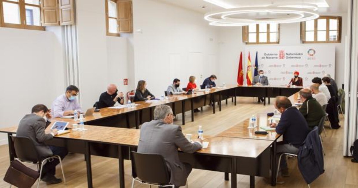La Comisión Foral de Régimen Local integrada por Gobierno y Federación de Municipios y Concejos.