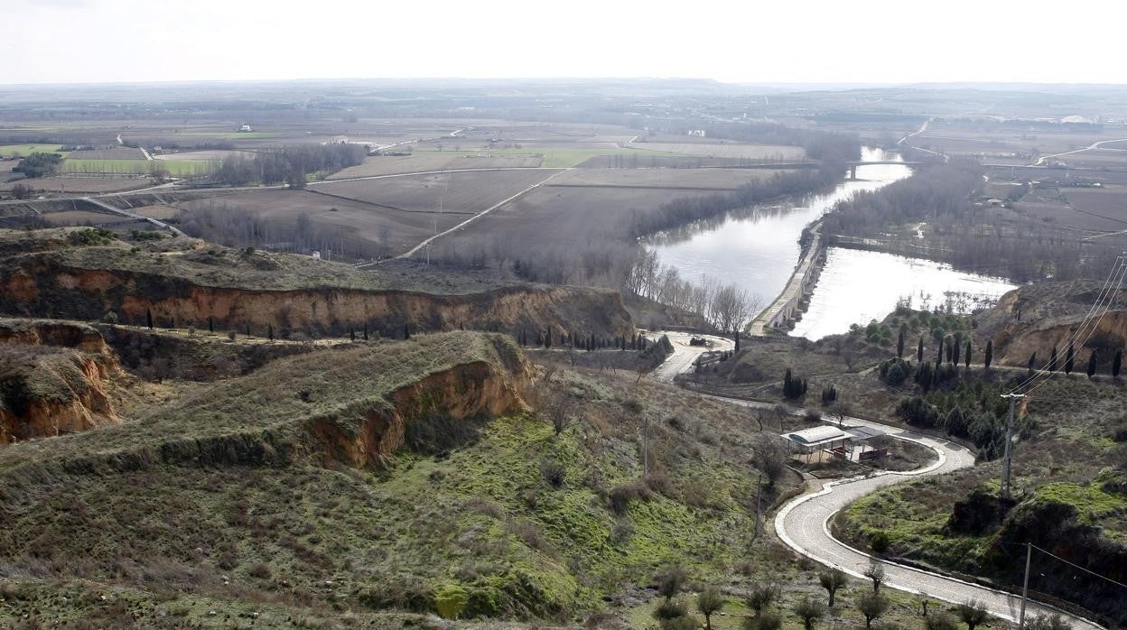 Río Duero a su paso por Toro (Zamora)