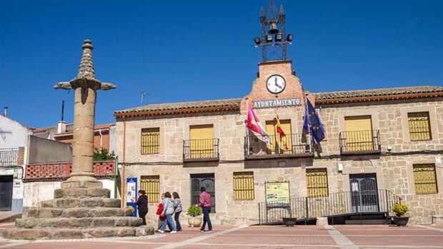 Los acusan de estafar 28.000 euros con la venta de  parcelas de su propiedad en San Román de los Montes