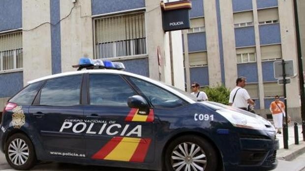 Detenido un menor de edad en Zaragoza por asaltar un supermercado a punta de pistola