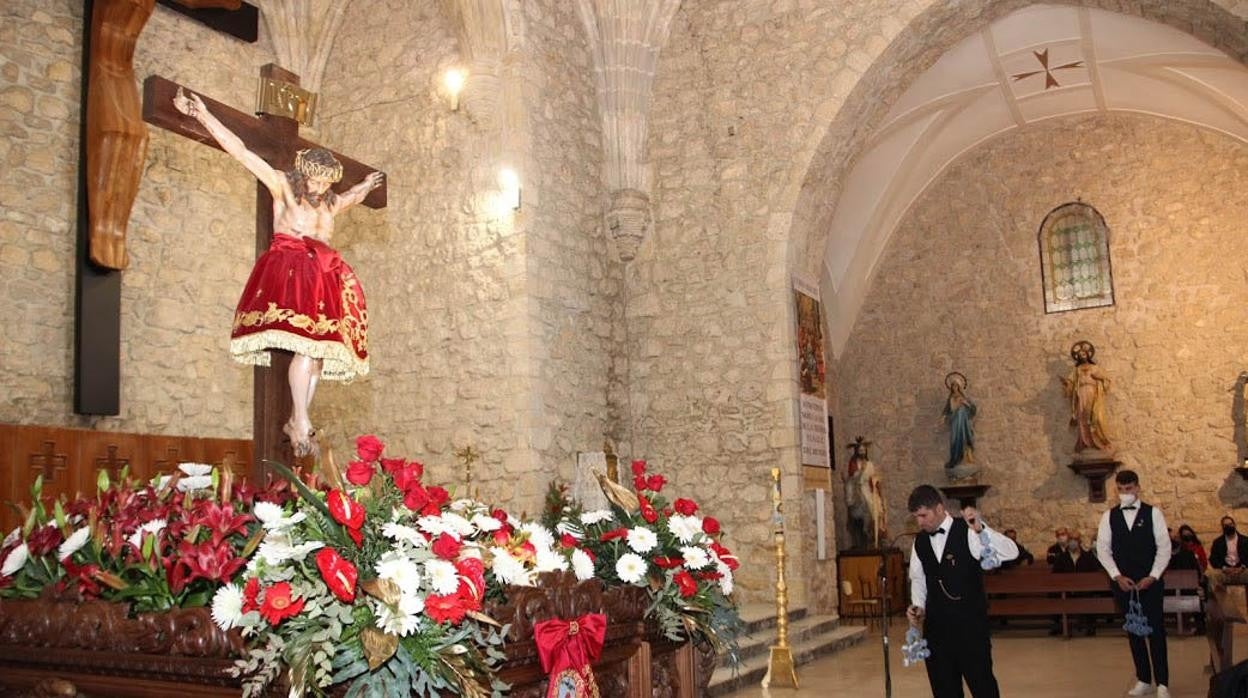 Acto de veneración a la imagen del Cristo de la Viga