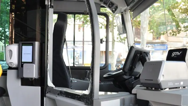A puñetazos contra el conductor de un autobús en Mallorca por el precio del billete: «Es un robo»