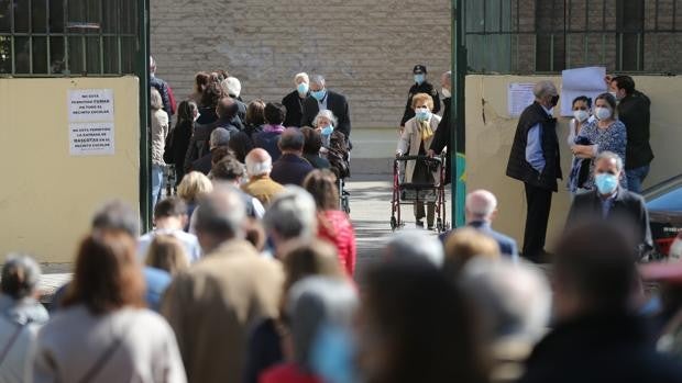 La aplicación para consultar en tiempo real el aforo en los colegios electorales de Madrid