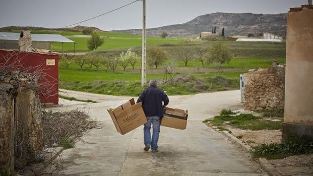 Castilla-La Mancha aprueba por unanimidad una ley «pionera» contra la despoblación