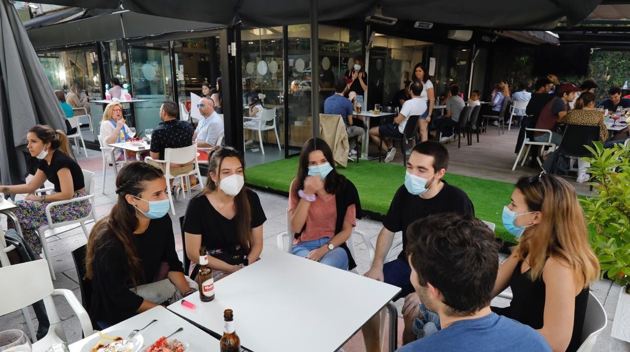 Una terraza de un bar en Madrid