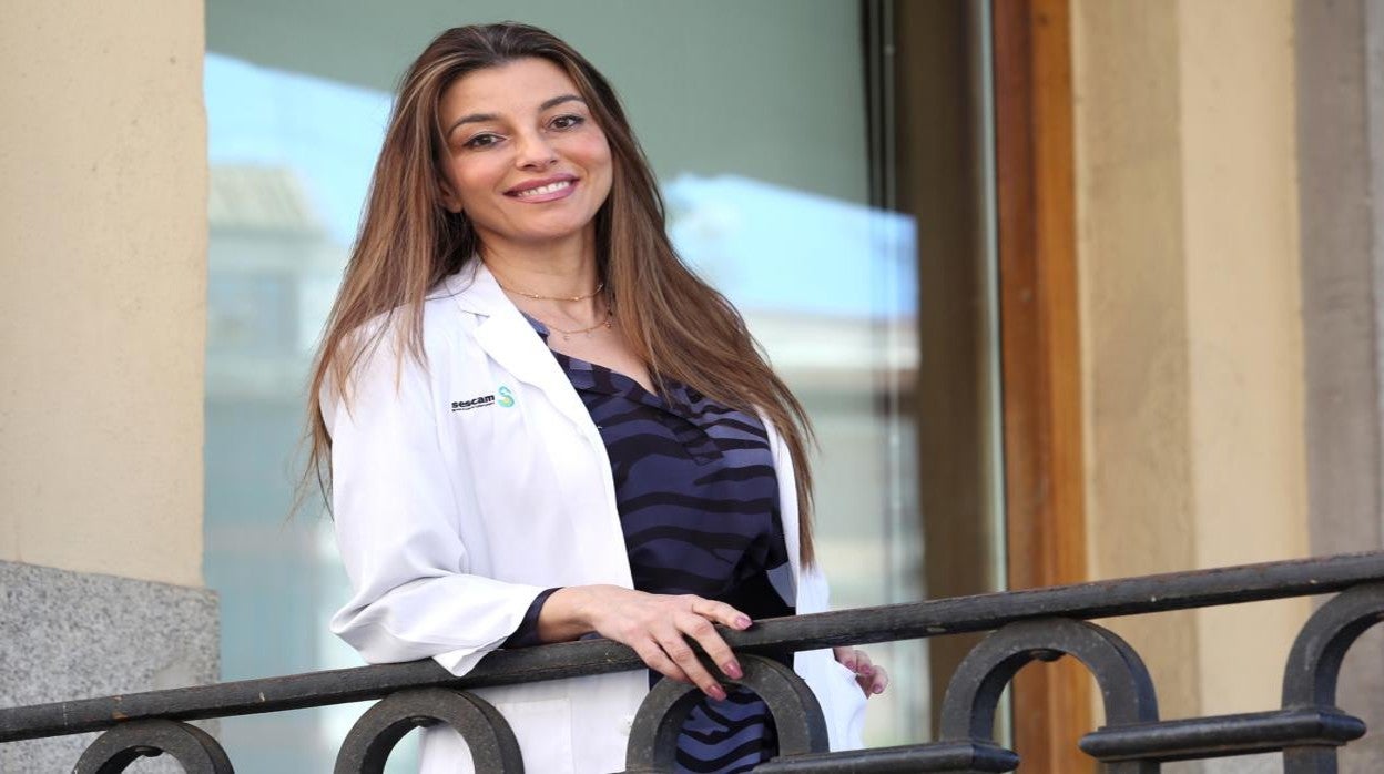 La doctora García Butenegro posa para ABC en Zocodover