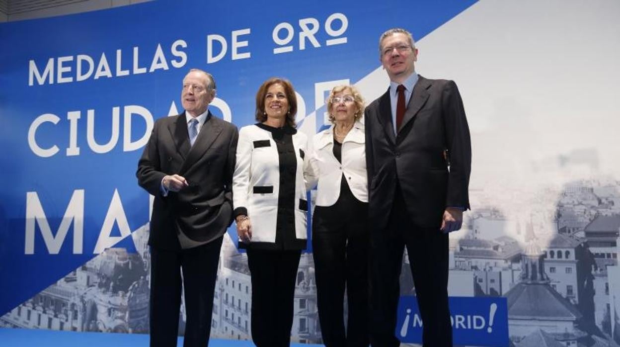 Los exalcaldes de Madrid José María Álvarez del Manzano, Ana Boella, Manuela Carmena y Alberto Ruiz-Gallardón