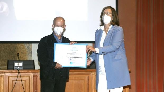 Navia recoge el Premio Nacional Piedad Isla, un galardón «muy querido» en el mundo de la fotografía