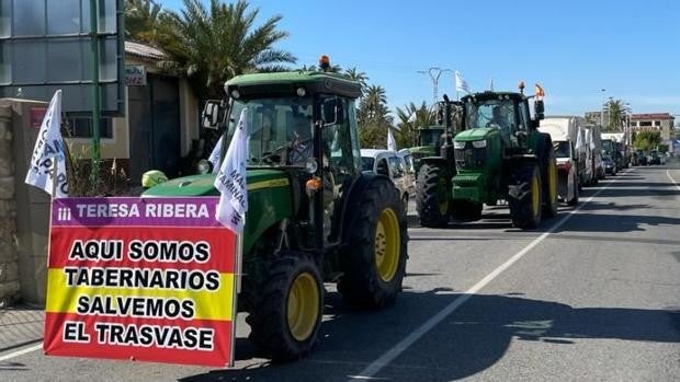 Clamor en 16 municipios contra los recortes al trasvase Tajo-Segura: «La huerta será el desierto de Europa»