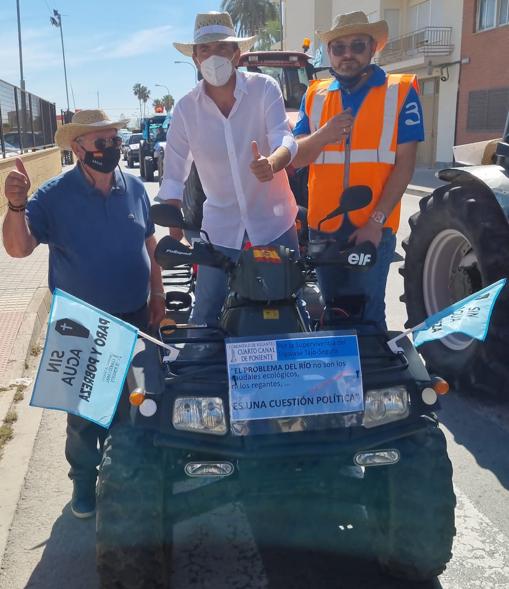 Regantes en otra de las protestas en la Vega Baja alicantina