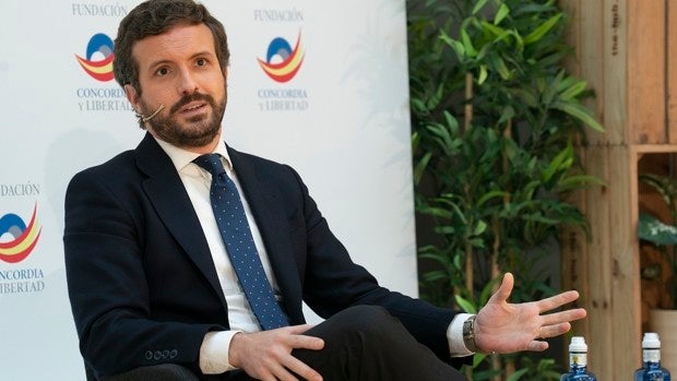 Casado llama a Sánchez y le pide que garantice la integridad de la frontera