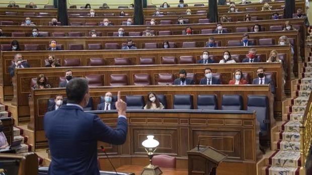 Sánchez y Casado, sin unidad política en la crisis de Ceuta