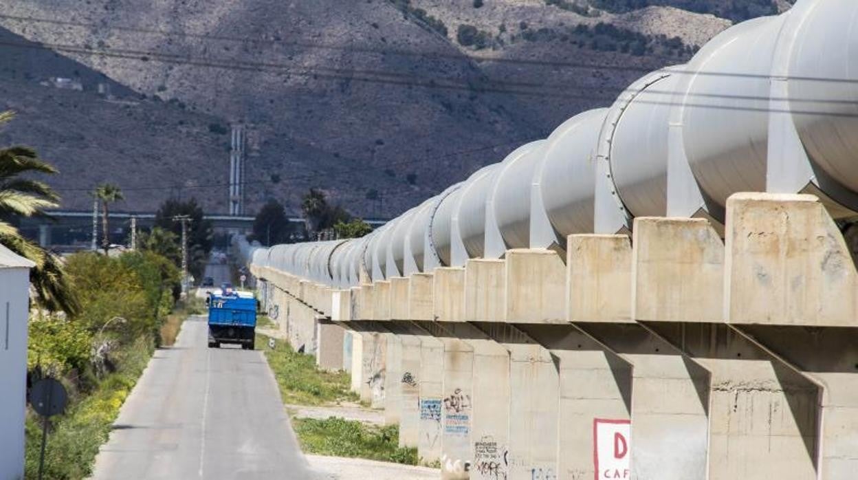 Conducciones del trasvase Tajo-Segura a su paso por Orihuela