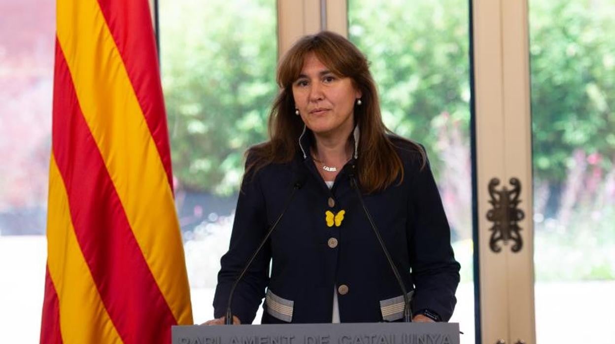 Laura Borràs, en un acto ayer para convocar pleno del Parlament para investir a Pere Aragonès como presidente de la Generalitat