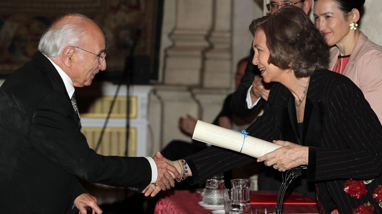 Francisco Brines, durante la entrega del Premio Reina Sofía de Poesía Iberoamericana, en 2010