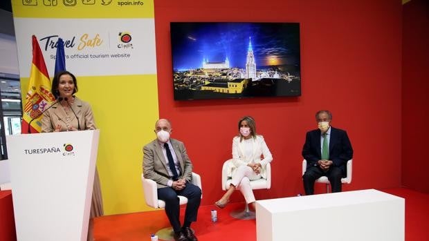 Tolón celebra en Fitur que Toledo se abra, por fin, al turismo internacional