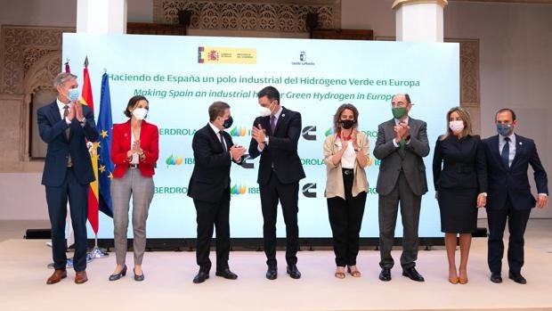 Iberdrola y Cummins invierten 60 millones en la primera fábrica de electrolizadores de España