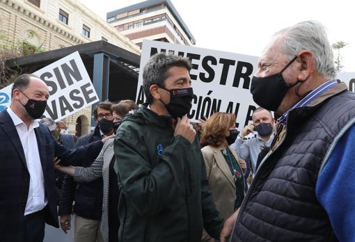 Carlos Mazón, junto a Eladio Aniorte (Asaja Alicante) en una protesta en defensa del trasvase