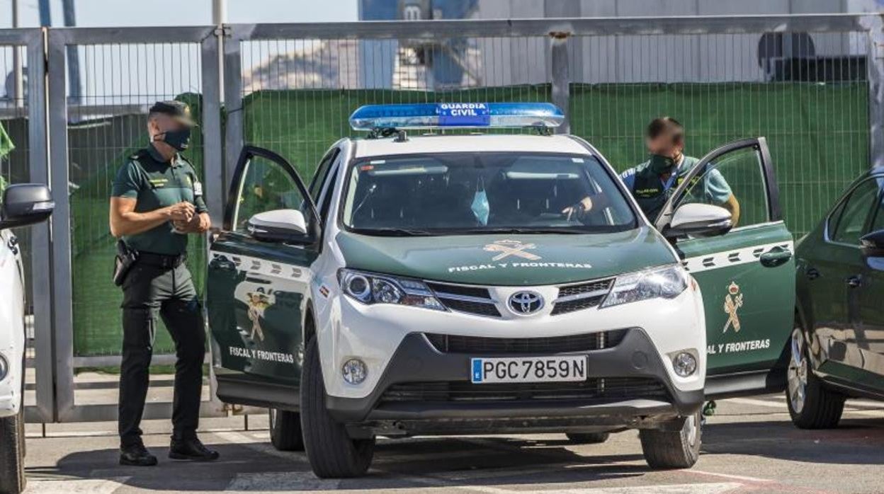 Efectivos de la Guardia Civil en Alicante